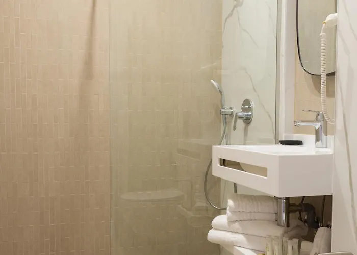 Lupa By Bueno 4* Constanţa